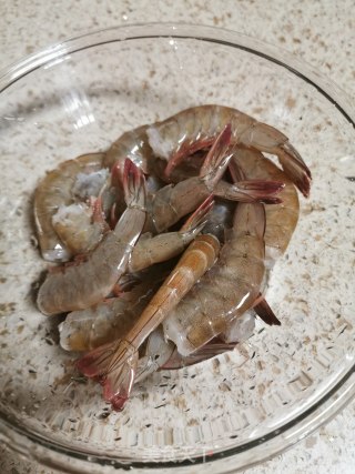 炸脆虾的做法步骤：2