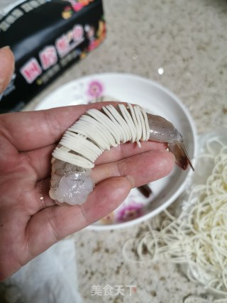 炸脆虾的做法步骤：4