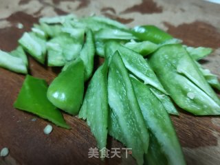 青虾琅琊土豆条的做法步骤：2