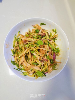 老干妈拌鸡胸肉的做法步骤：11