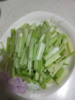 下酒小菜之八宝菜的做法步骤：5