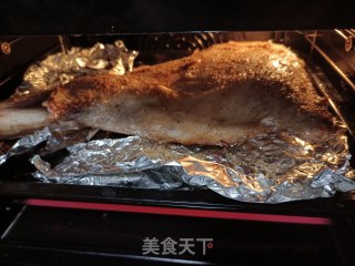 双葱烤羊腿的做法步骤：10