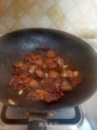 回锅肉炒芹菜的做法步骤：11