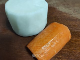凉拌小萝卜的做法步骤：1
