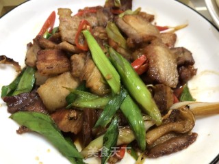 不辣的回锅肉的做法步骤：3