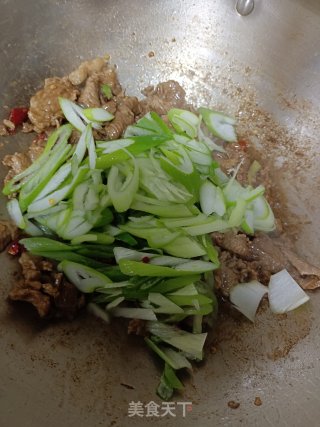 孜然羊肉的做法步骤：7
