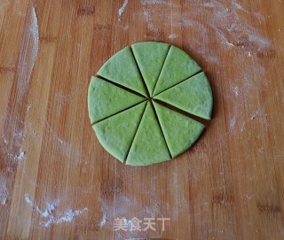 菠菜汁花样馒头的做法步骤：5