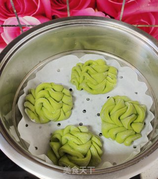 菠菜汁花样馒头的做法步骤：12