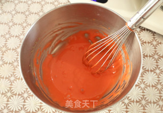 冬天的第一颗草莓~红丝绒草莓蛋糕的做法步骤：4