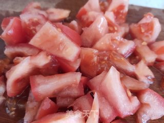 西红柿鸡蛋手擀面的做法步骤：2