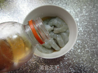 青椒虾仁炒铁棍山药粉条的做法步骤：4
