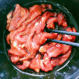 锡纸蒸牛柳的做法步骤：3