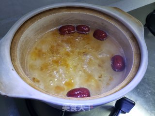 桃胶炖牛奶的做法步骤：6