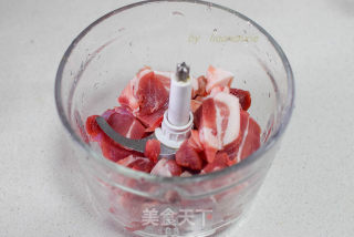 鲜美好吃的蛋肉卷的做法步骤：1