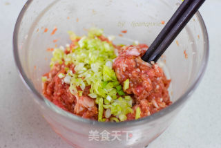 鲜美好吃的蛋肉卷的做法步骤：2