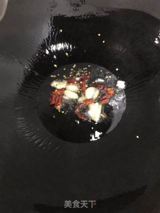 辣炒大白菜的做法步骤：1