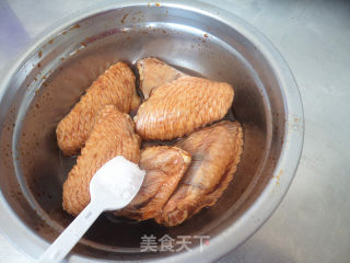 蜜汁鸡翅的做法步骤：6