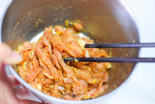 春饼卷嫩炒牛肉的做法步骤：9