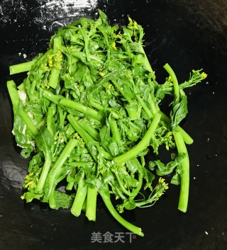 芝麻拌菜心的做法步骤：5