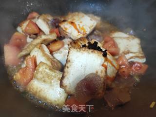 香肠烧中豆腐的做法步骤：4