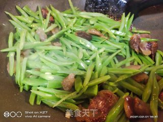 香肠炒芸豆的做法步骤：6