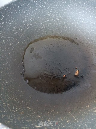 腊肉炒黄豆芽的做法步骤：4