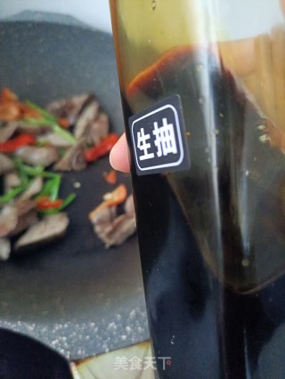 菠菜炒鸡肝的做法步骤：8
