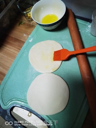 烙春饼  摆春盘  热热闹闹迎接立春的做法步骤：13