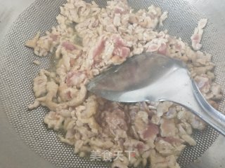酱炒肉丝的做法步骤：3