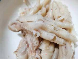 酸辣无骨凤爪的做法步骤：5