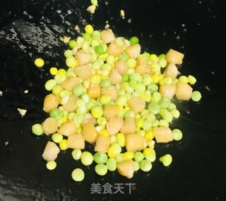瑶柱炒蛋的做法步骤：3
