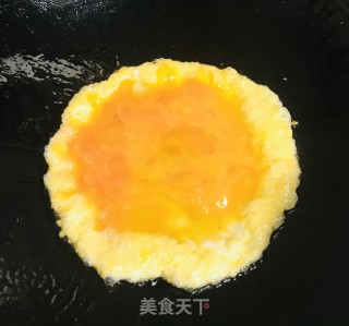 瑶柱炒蛋的做法步骤：4