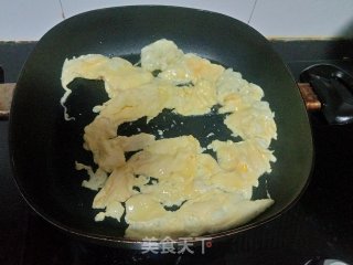 菠菜炒鸡蛋的做法步骤：5
