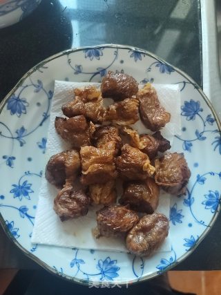 炸五香肉卷的做法步骤：7