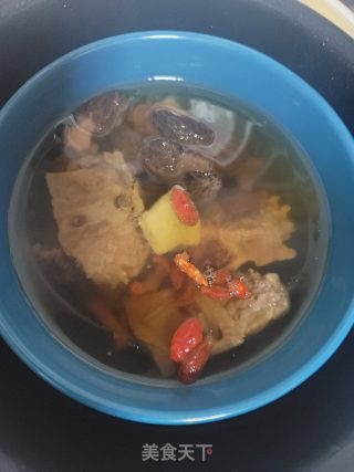 排骨炖羊肚菌的做法步骤：4