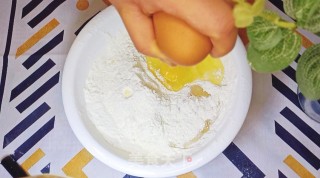 牛萨萨—不熬糖的沙琪玛的做法步骤：1