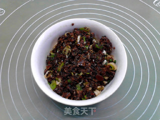 酱香三菇素馅黑米饼的做法步骤：13