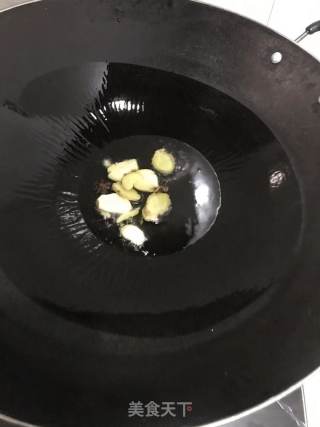 辣炒小鸡腿的做法步骤：2