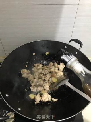 辣炒小鸡腿的做法步骤：4