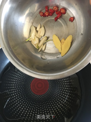 牛肉末炒黑木耳的做法步骤：6