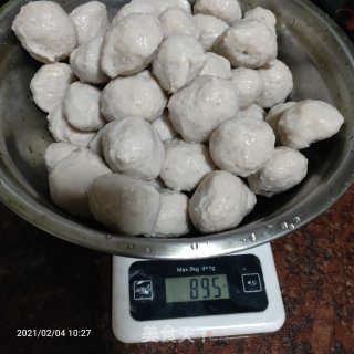 自制猪肉丸的做法步骤：7