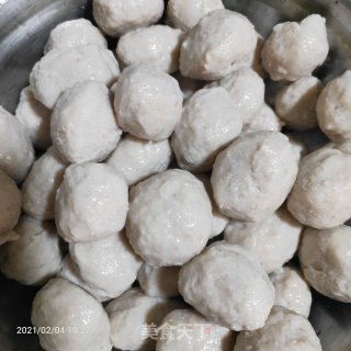 自制猪肉丸的做法步骤：8