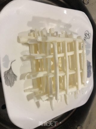 草莓山药的做法步骤：1