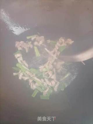 炒粉的做法步骤：3