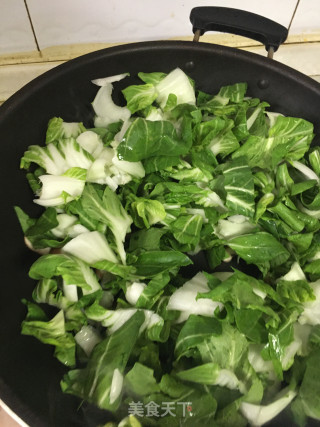 青菜香菇油面筋的做法步骤：3
