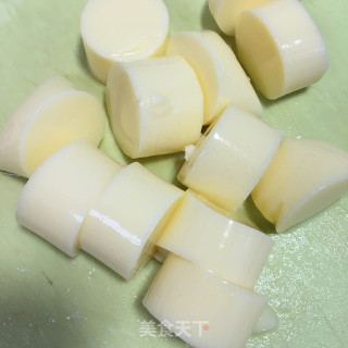 蘑菇豆腐汤的做法步骤：4