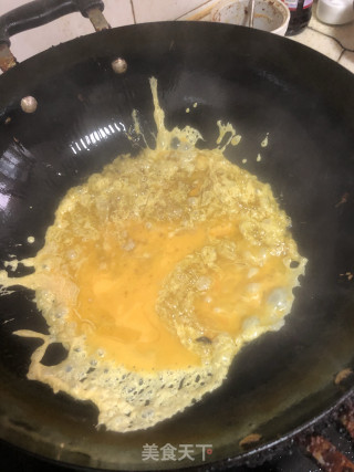 鸡蛋炒粉丝包菜的做法步骤：5