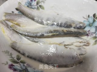 香煎刺鱼的做法步骤：5