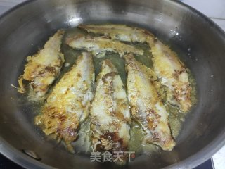 香煎刺鱼的做法步骤：7