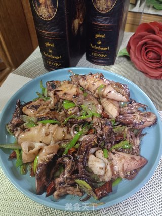 大葱炒海兔的做法步骤：10